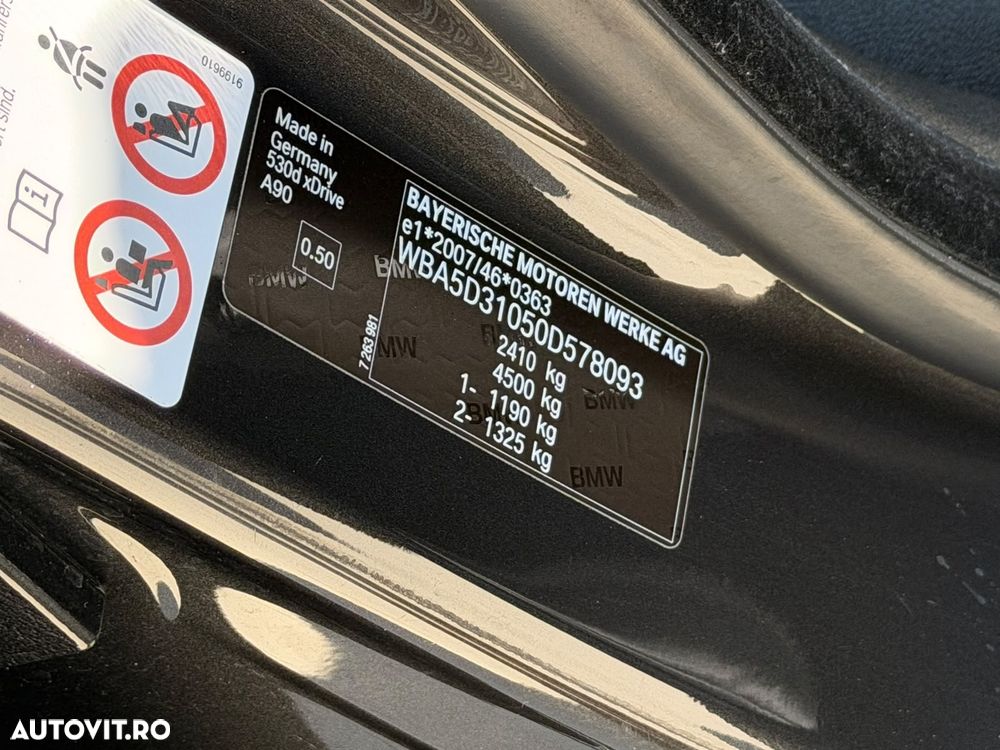 BMW Seria 5 530d Sport-Aut. Modern Line - 40
