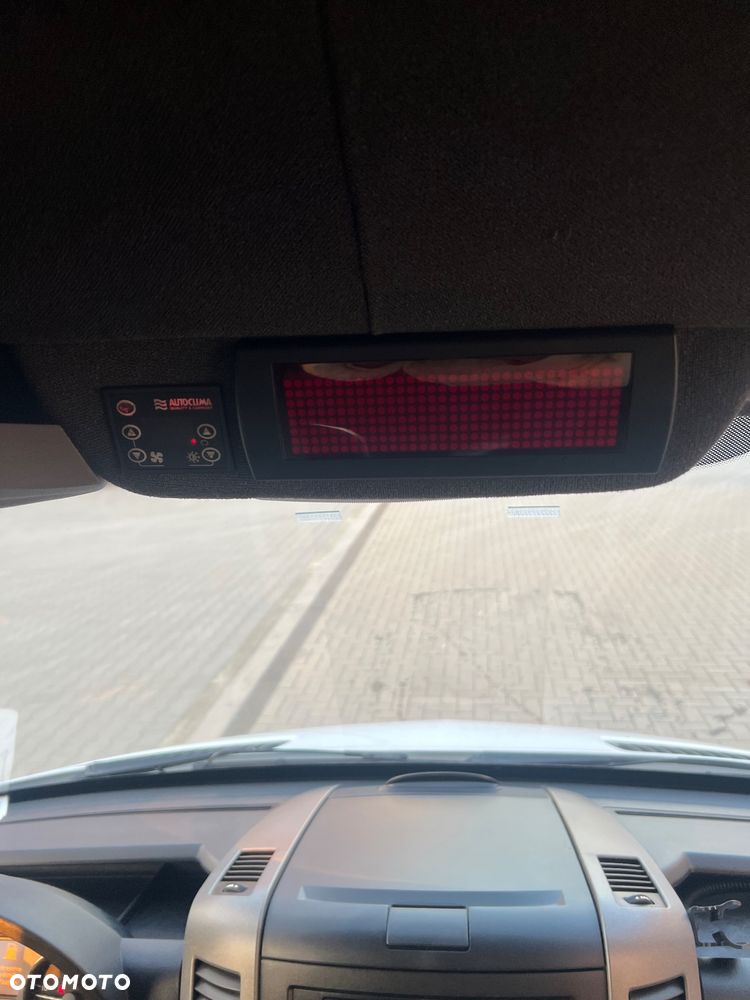 Mercedes-Benz 516 - 9