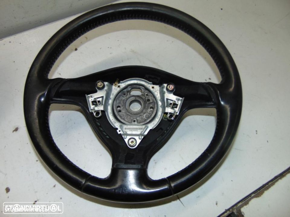 Seat Ibiza modelo 2000 volante - 6