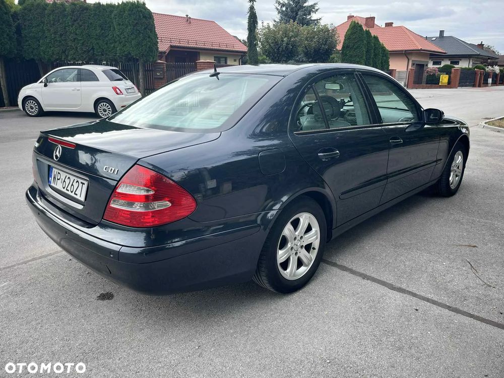 Mercedes-Benz Klasa E 200 CDI Classic - 5