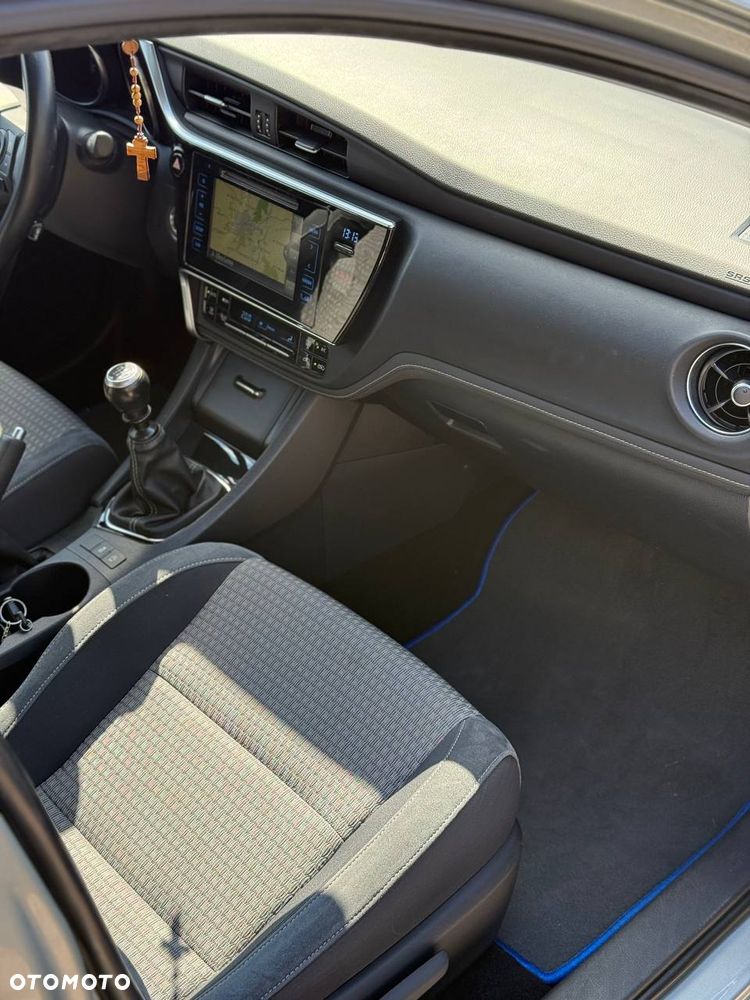 Toyota Auris 1.2 Turbo Executive - 8