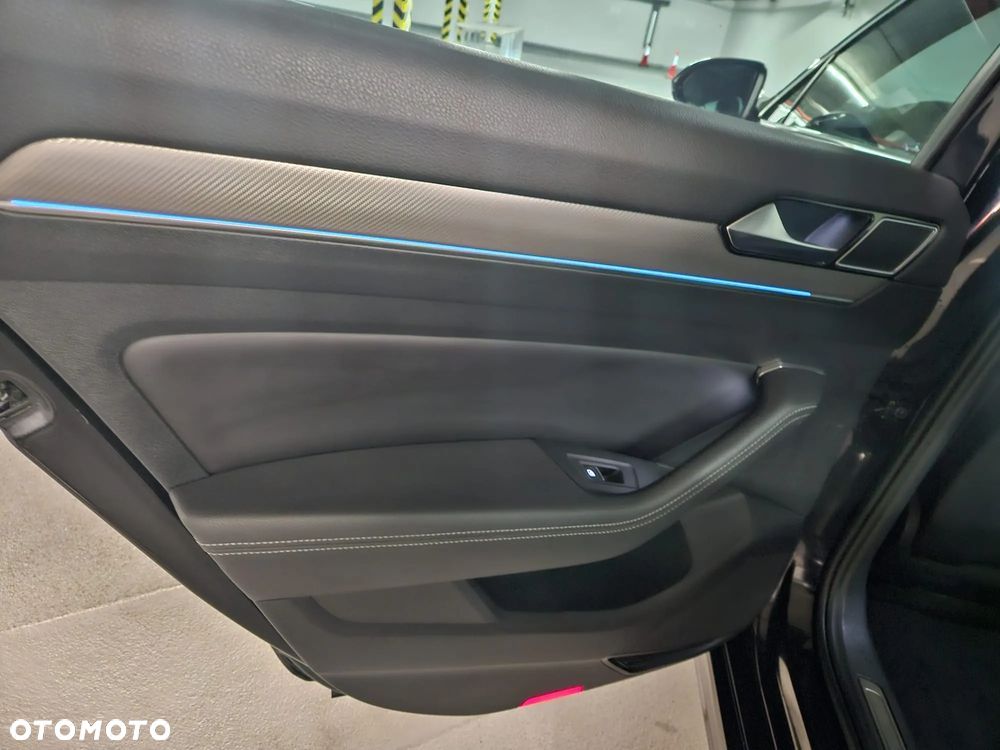 Volkswagen Passat 1.8 TSI BMT Highline DSG - 17