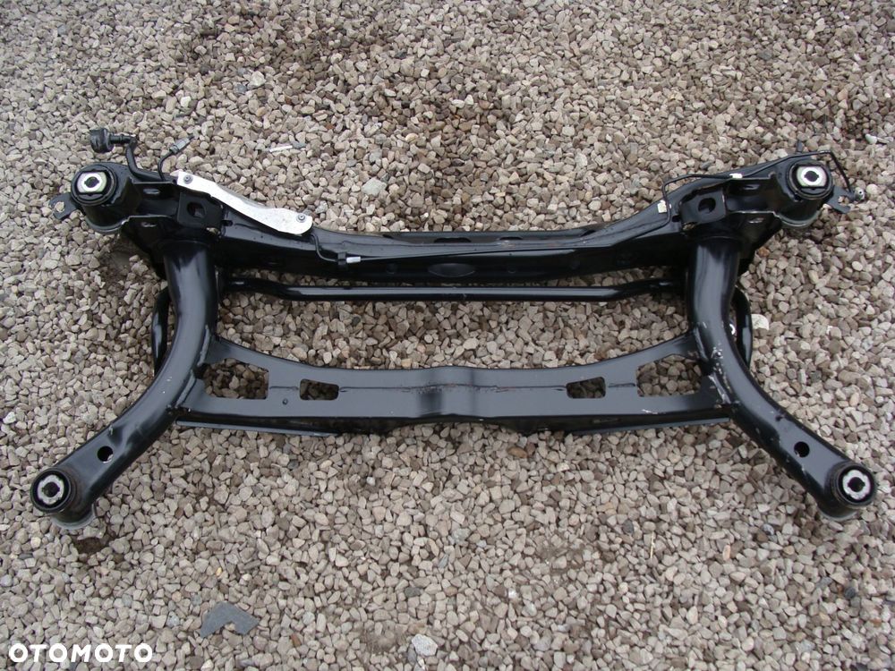 sanki belka zawieszeni tylnego vw passat b8 - 1