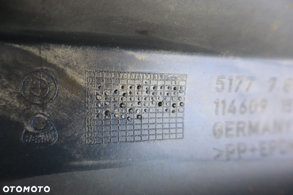 PRÓG NAKŁADKA LISTWA PROGOWA PRAWA BMW 5 E60 E61 M-PAKIET M5 51777896838 7896838 2003 - 19