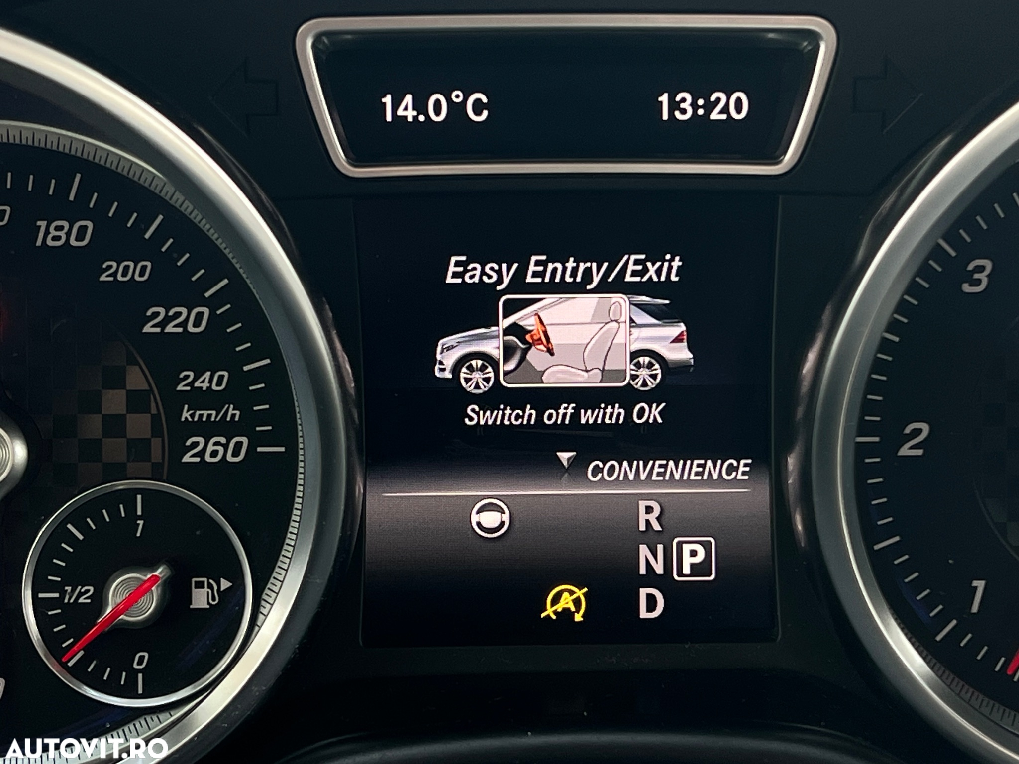 Mercedes-Benz GLE 350 d 4Matic 9G-TRONIC AMG Line - 39