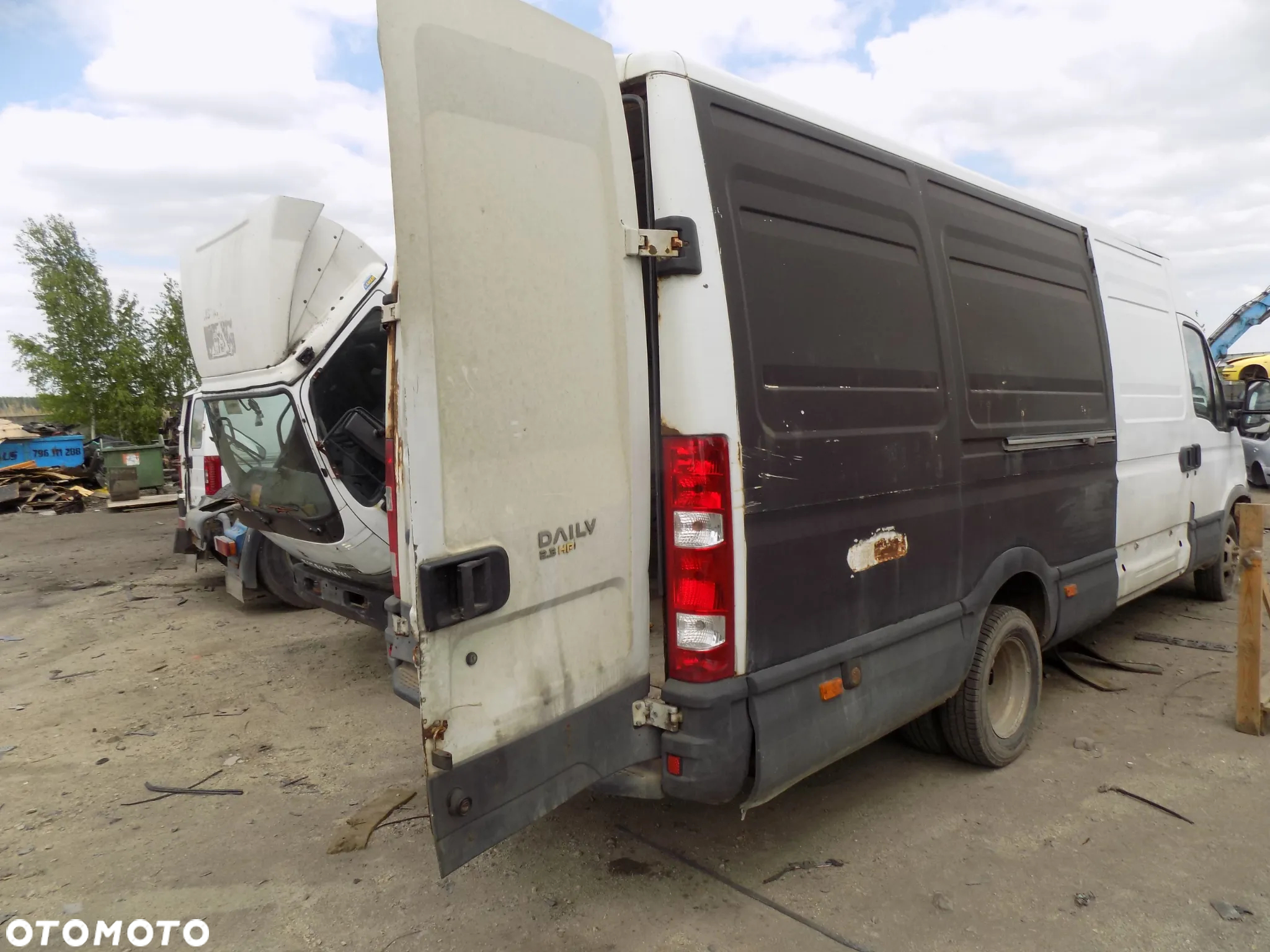 IVECO DAILY IV 2.3 HPI 06 - 11 SAMOCHÓD NA CZĘŚCI - 4