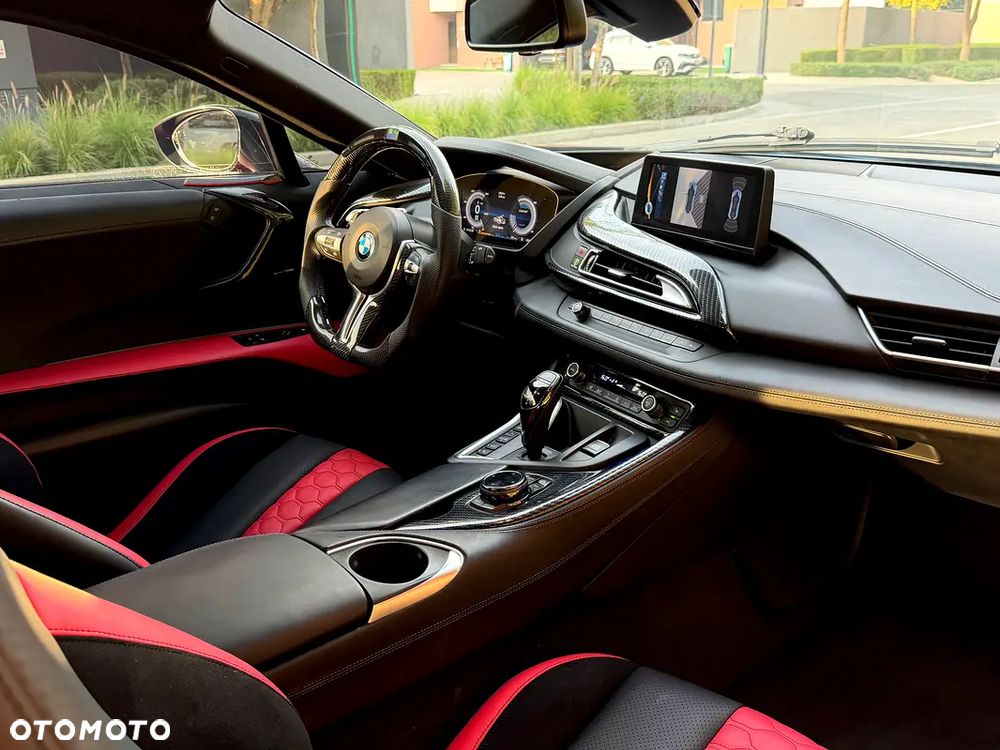 BMW i8 Standard - 8