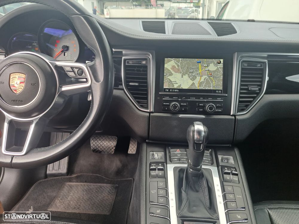 Porsche Macan S - 14