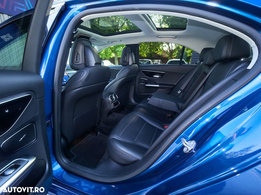 MERCEDES-BENZ C-Class 2022 — imagine 13