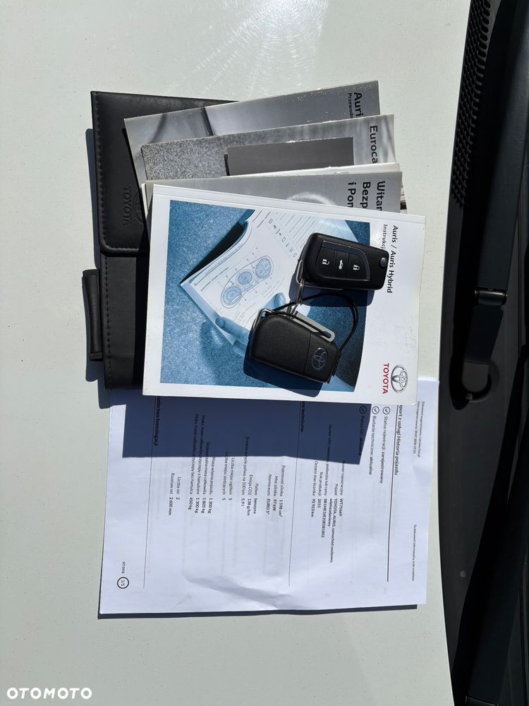 Toyota Auris 1.6 Premium Comfort - 11