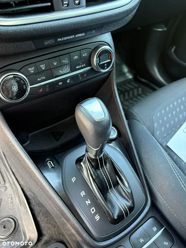 Ford Fiesta 1.0 EcoBoost S&S ST-LINE - 10