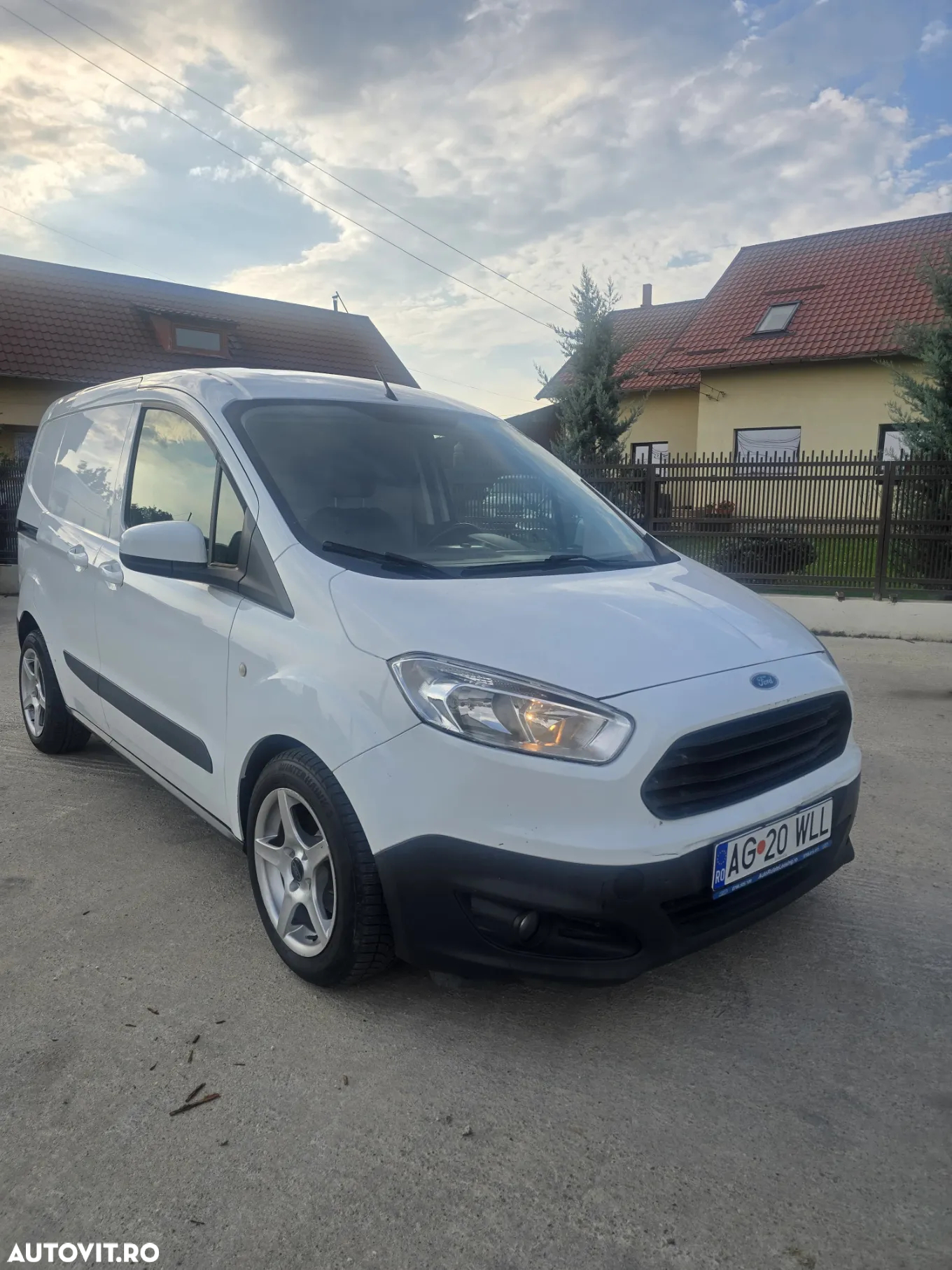 Ford Courier - 7