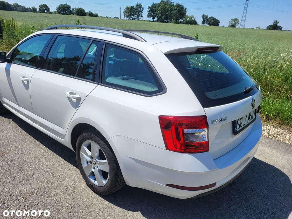 Skoda Octavia 1.6 TDI Ambition - 4