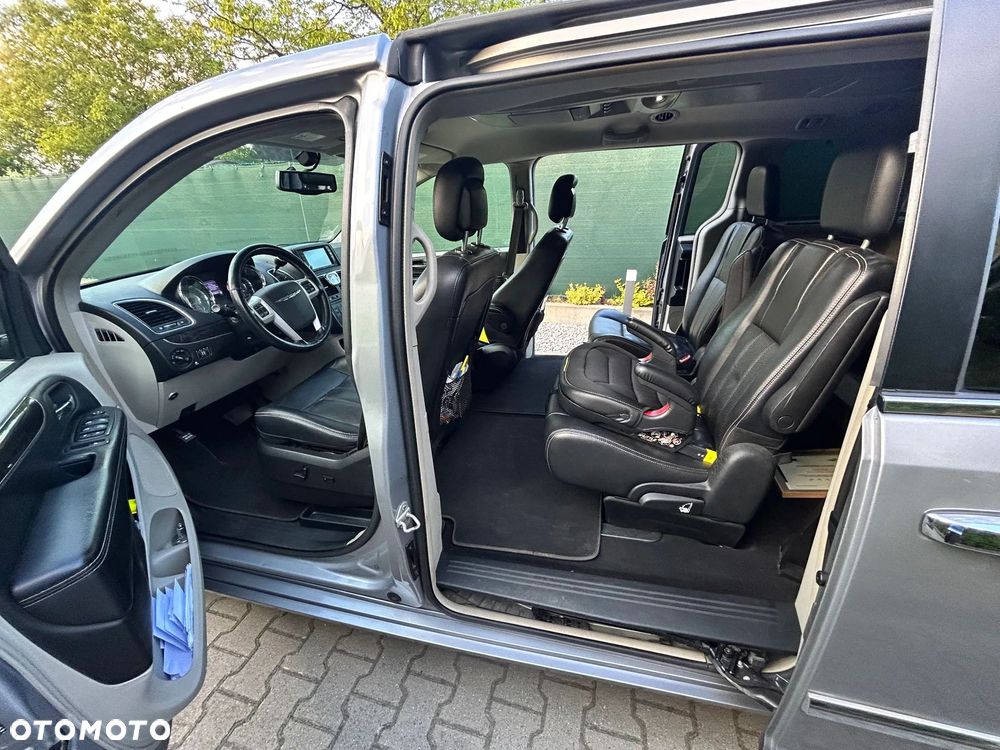 Chrysler Town & Country 3.6 Limited - 3