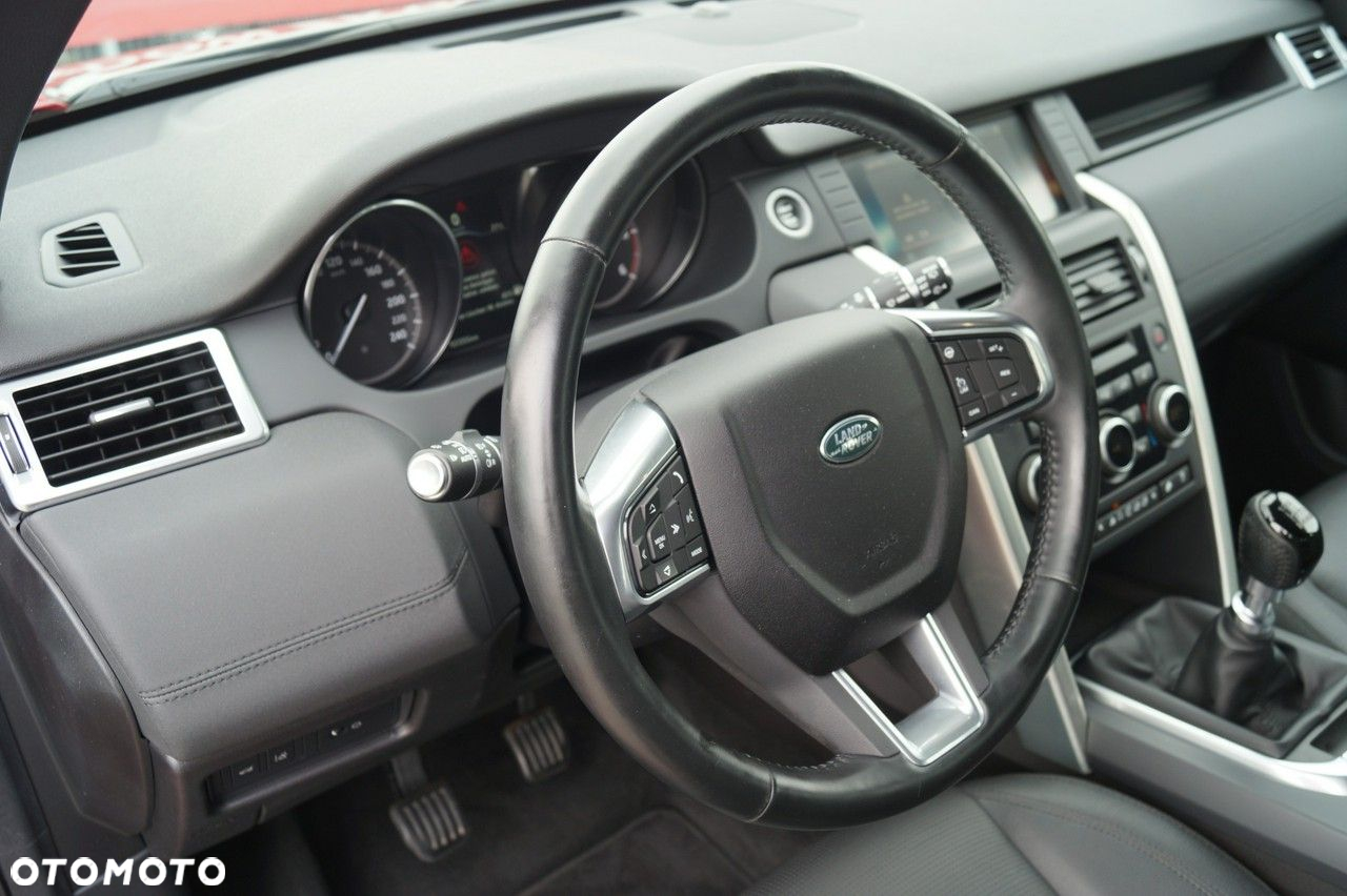 Land Rover Discovery Sport - 21