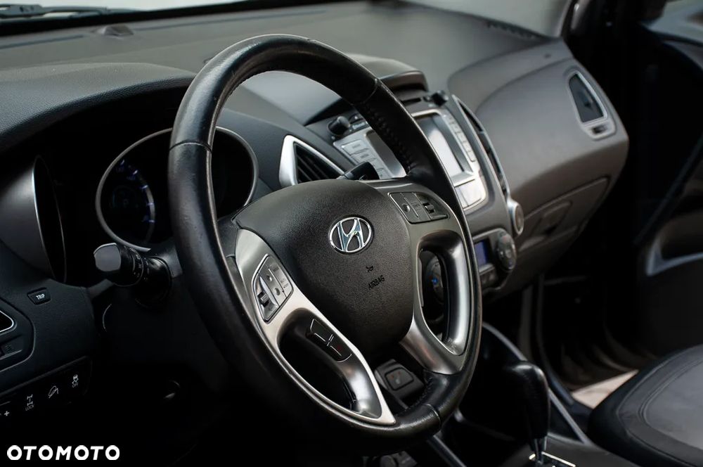 Hyundai ix35 2.0 CRDi 4WD Automatik Premium - 23