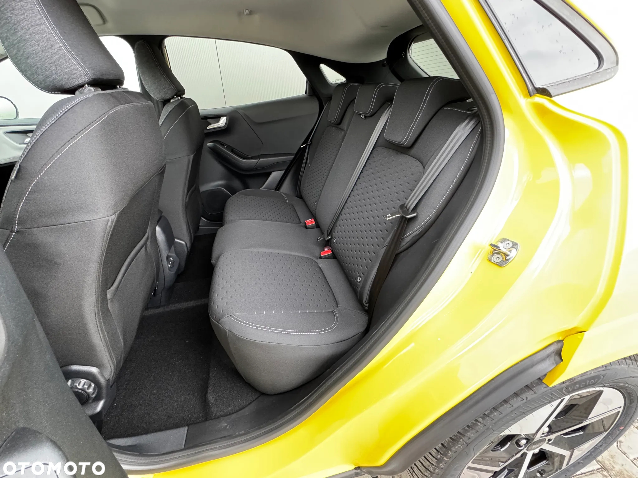 Ford Puma 43.6 kWh - 12