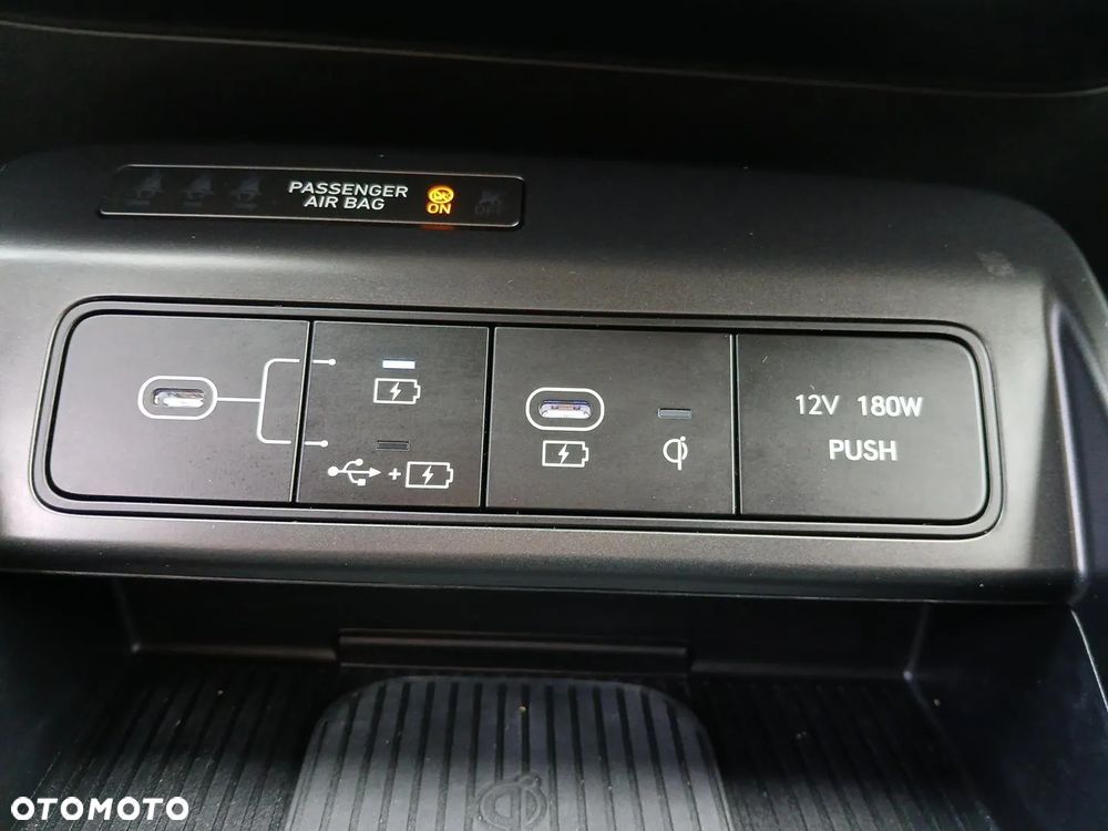 Hyundai Kona 1.6 GDI Hybrid Platinum DCT - 26
