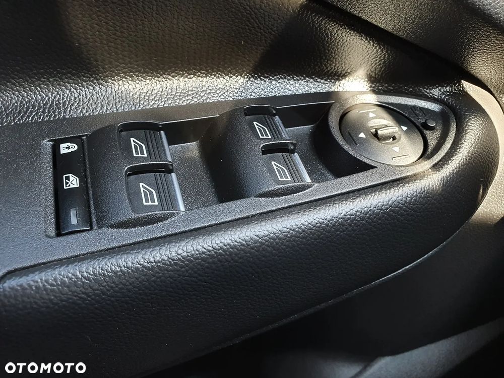 Ford Kuga 1.5 EcoBoost FWD ST-Line ASS MMT6 - 31