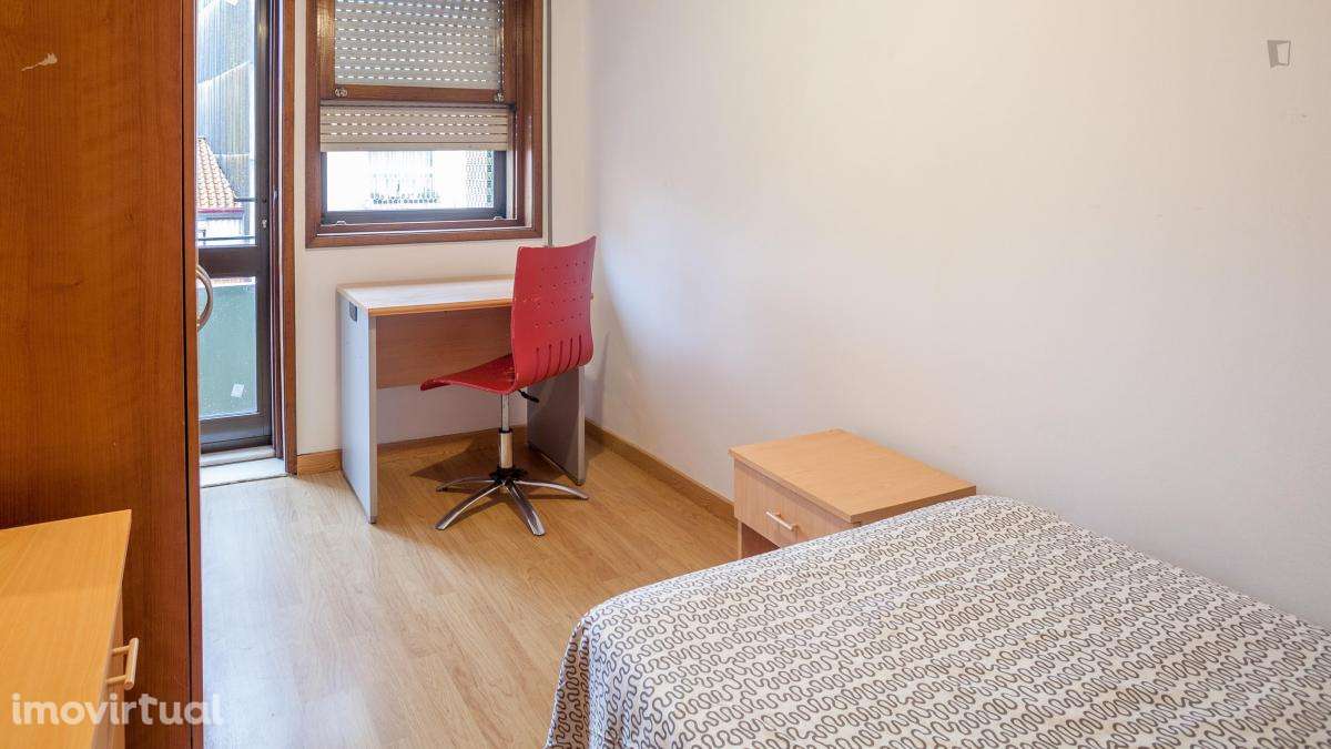 Apartamento com 3 quartos - localizado em Santo Ildefonso Porto - Grande imagem: 2/45