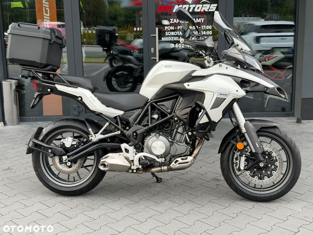 Benelli TRK 502 - 3