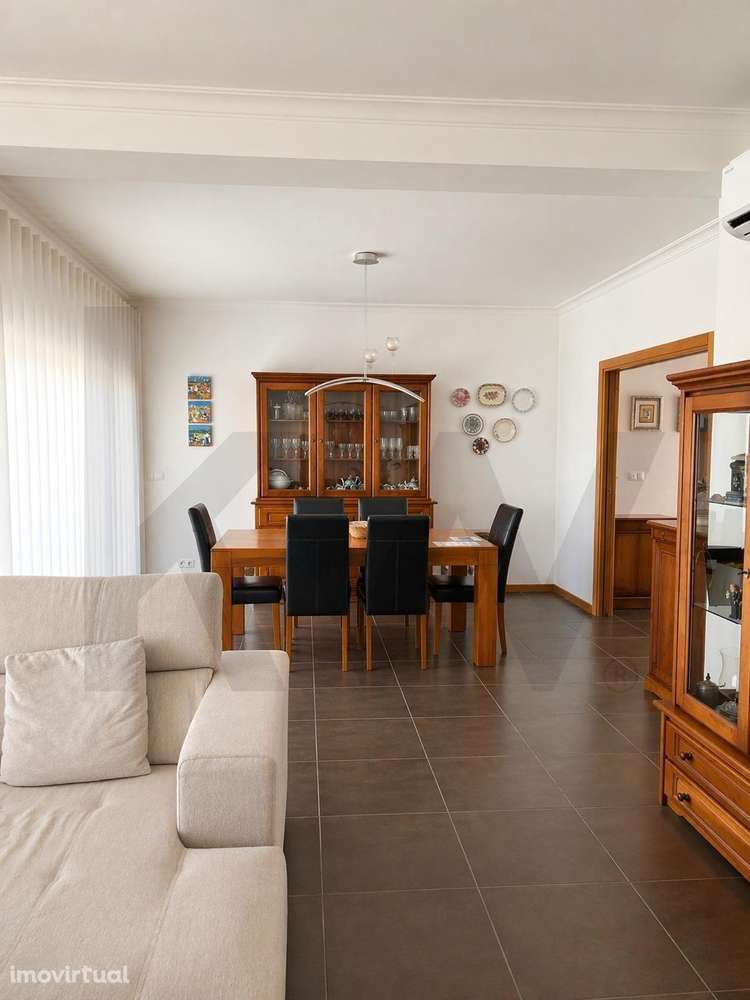 Coimbra–Moradia T4 a apenas dez minutos do centro da cidade - Grande imagem: 4/32