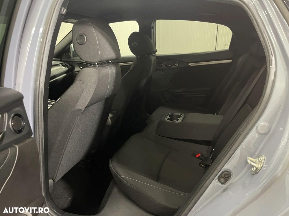 Honda Civic 1.0 VTEC Turbo CVT Elegance - 11