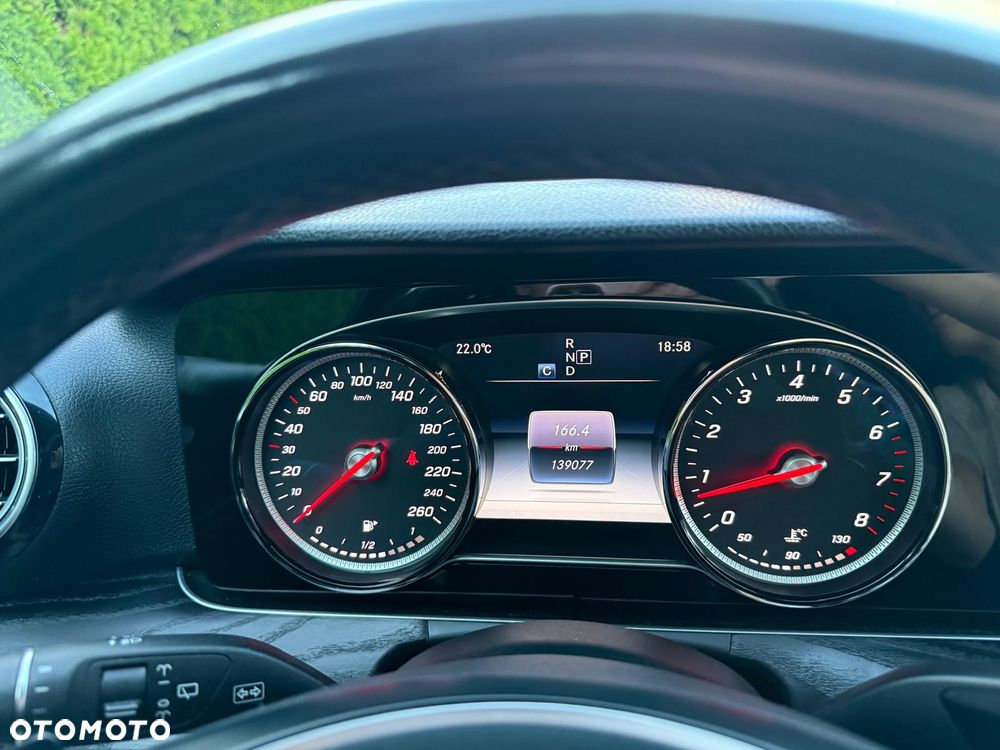 Mercedes-Benz Klasa E 200 9G-TRONIC Avantgarde - 3