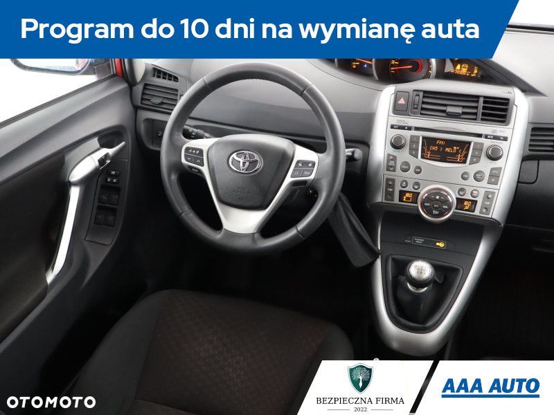 Toyota Verso - 9