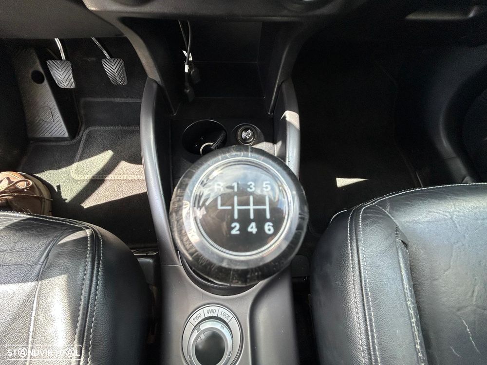 Mitsubishi Outlander 2.0 DI-D Intense+ 4WD - 18