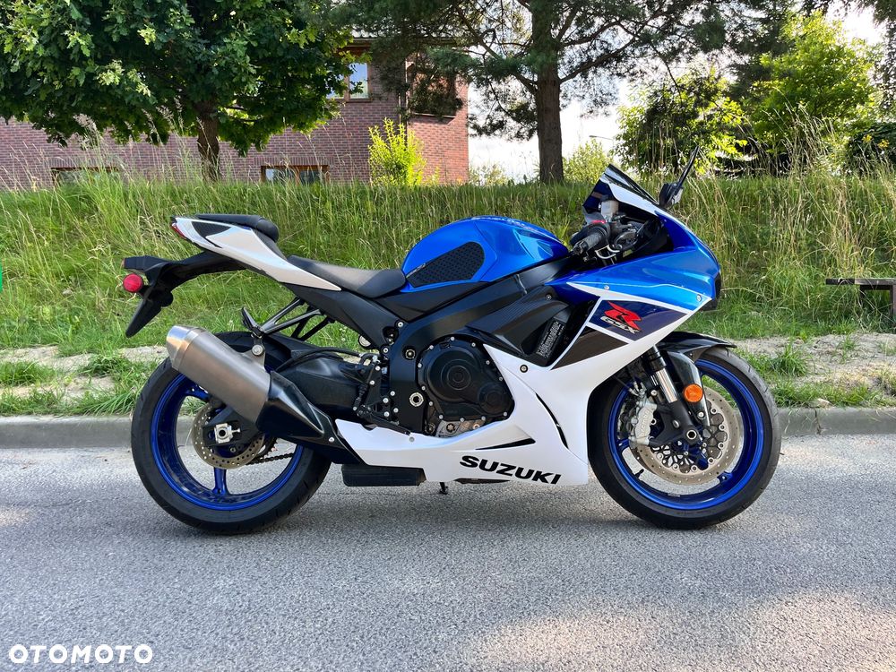 Suzuki GSX-R - 1