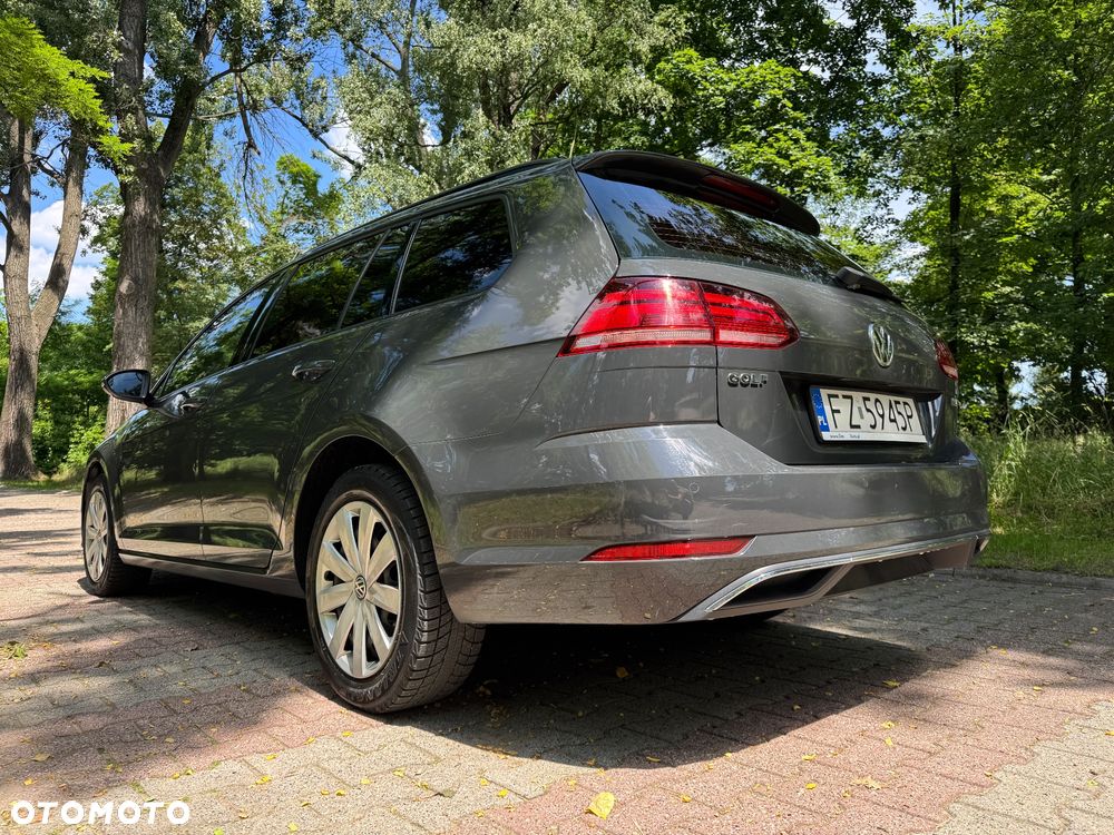 Volkswagen Golf - 4