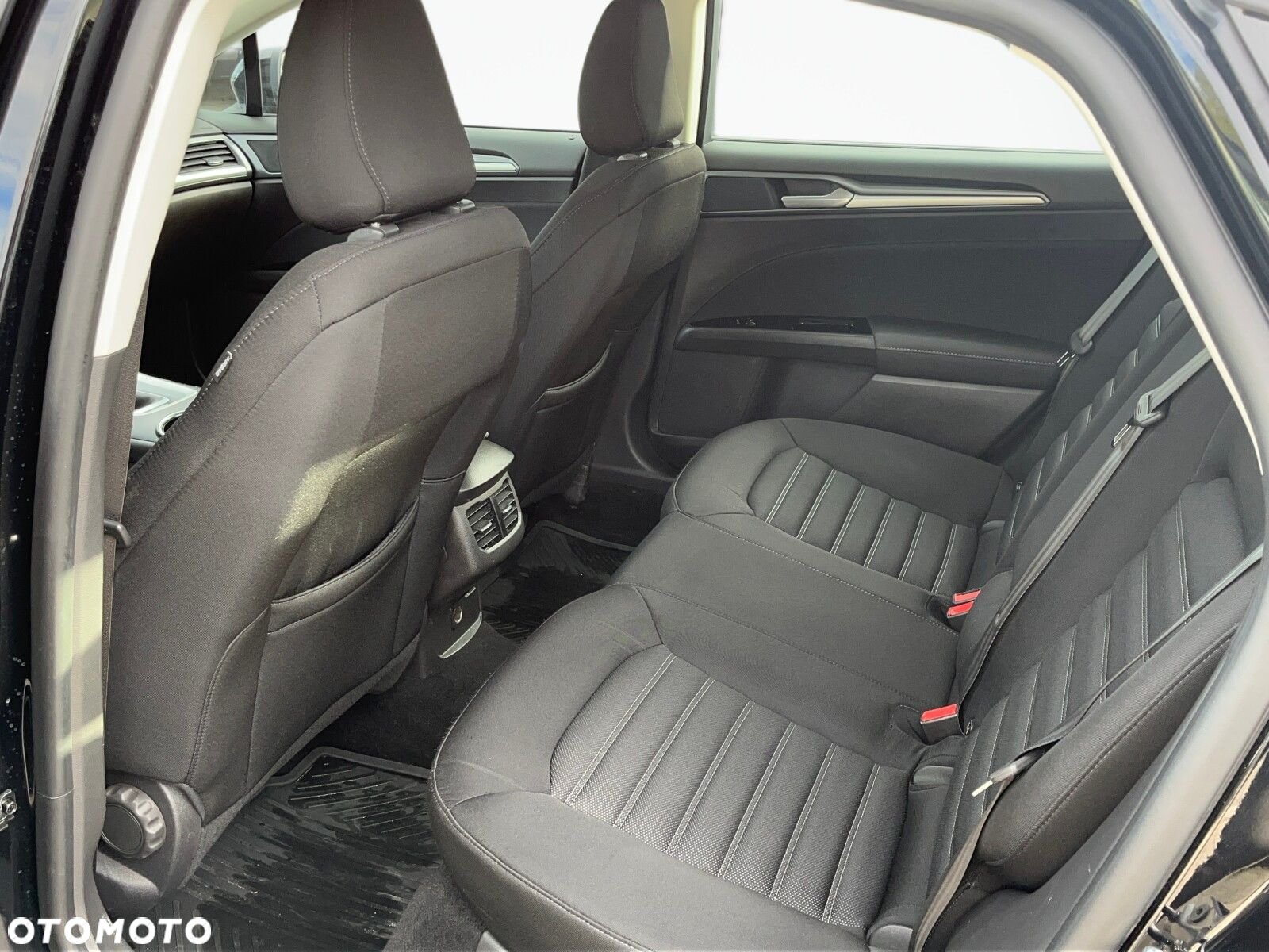 Ford Mondeo - 13