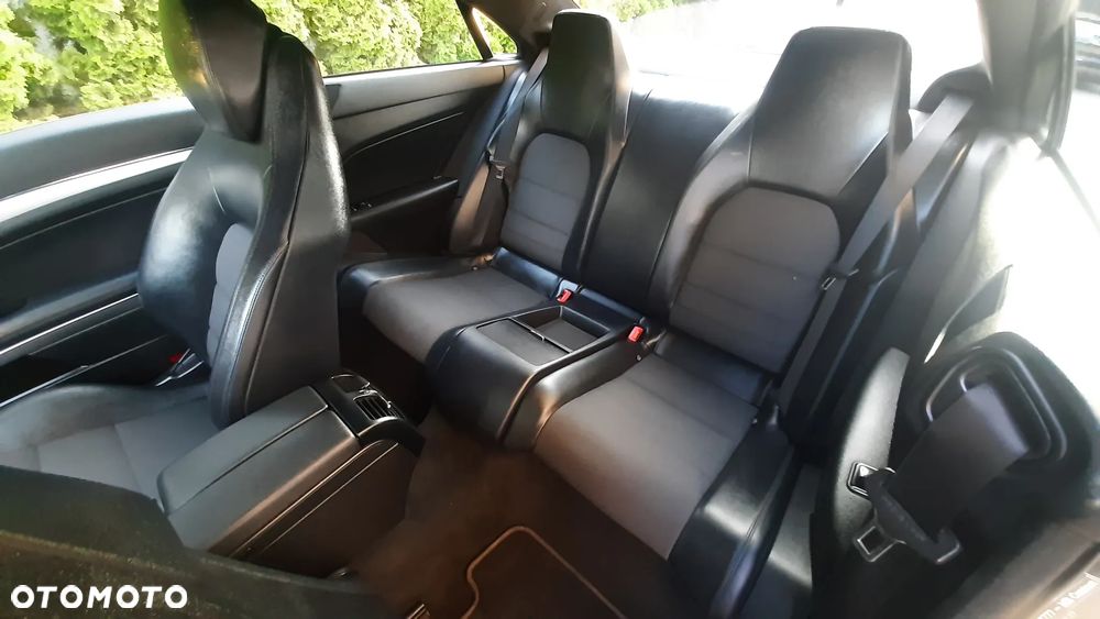 Mercedes-Benz Klasa E 200 BlueEFFICIENCY 7G-TRONIC Avantgarde - 29