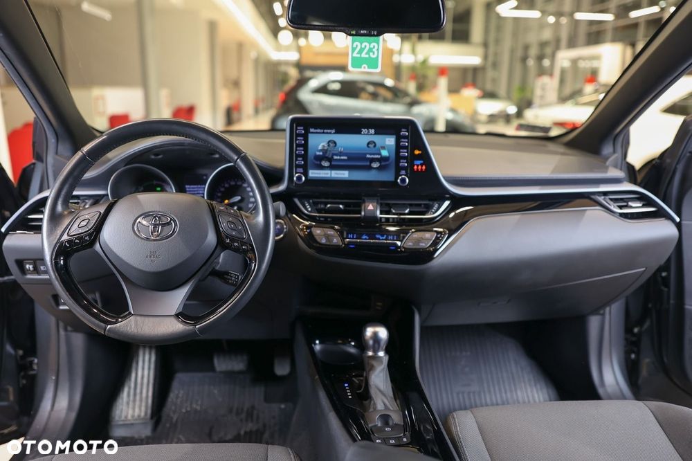 Toyota C-HR - 6