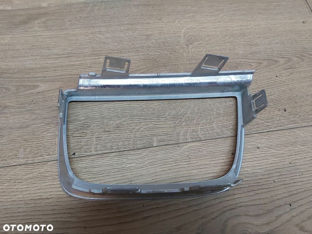 Chevrolet CAMARO V SS 6,2 v8 ramka lampy zderzaka tył lewa 10-14r 92198053 - 3