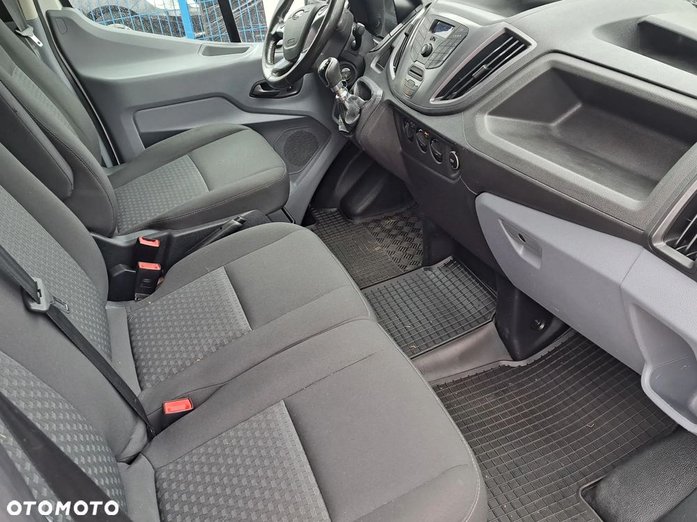 Ford Transit - 10