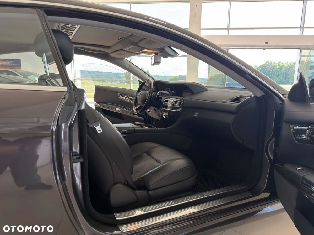 Mercedes-Benz CL 500 4Matic 7G-TRONIC - 29