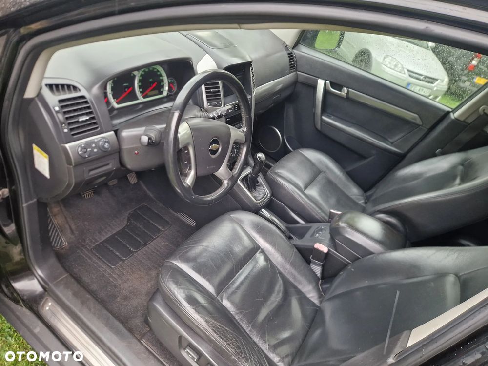 Chevrolet Captiva 2.0 d LT base - 3
