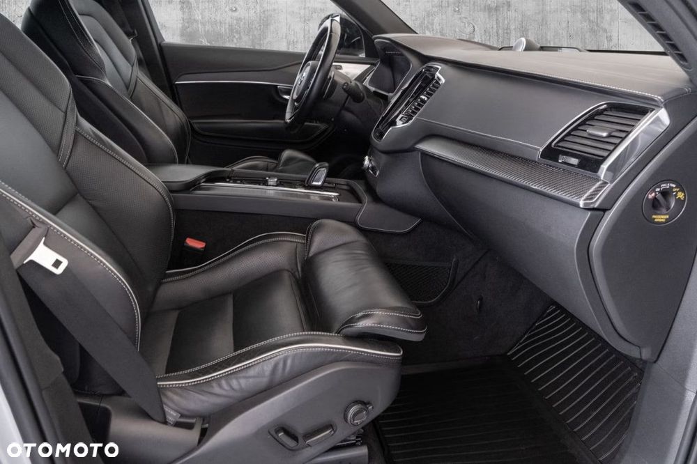 Volvo XC 90 T8 AWD Twin Engine Geartronic RDesign - 17