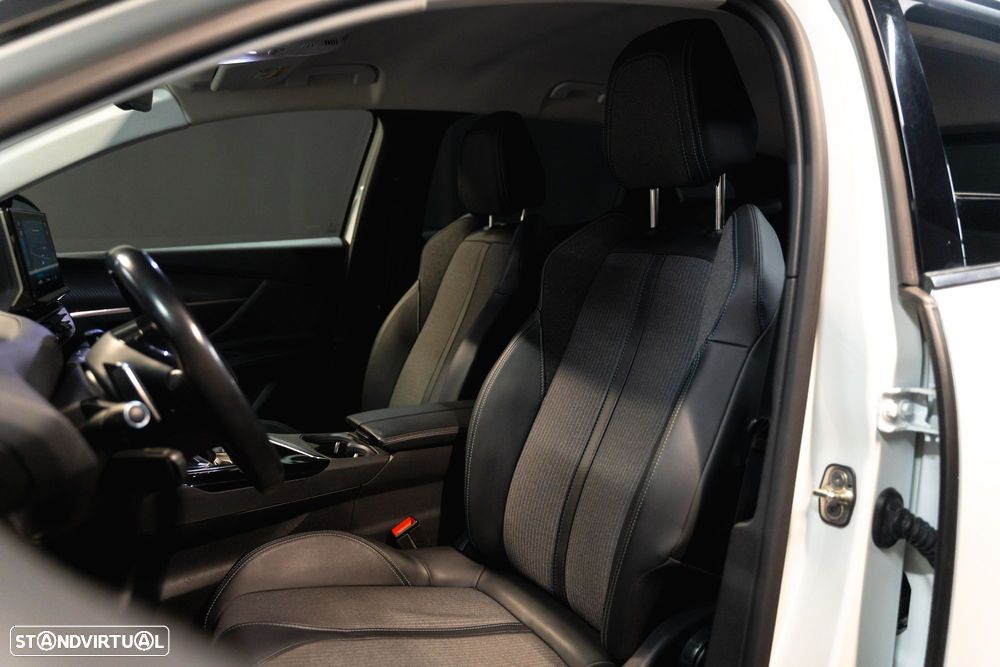 Peugeot 3008 1.6 Hybrid Allure Pack e-EAT8 - 12