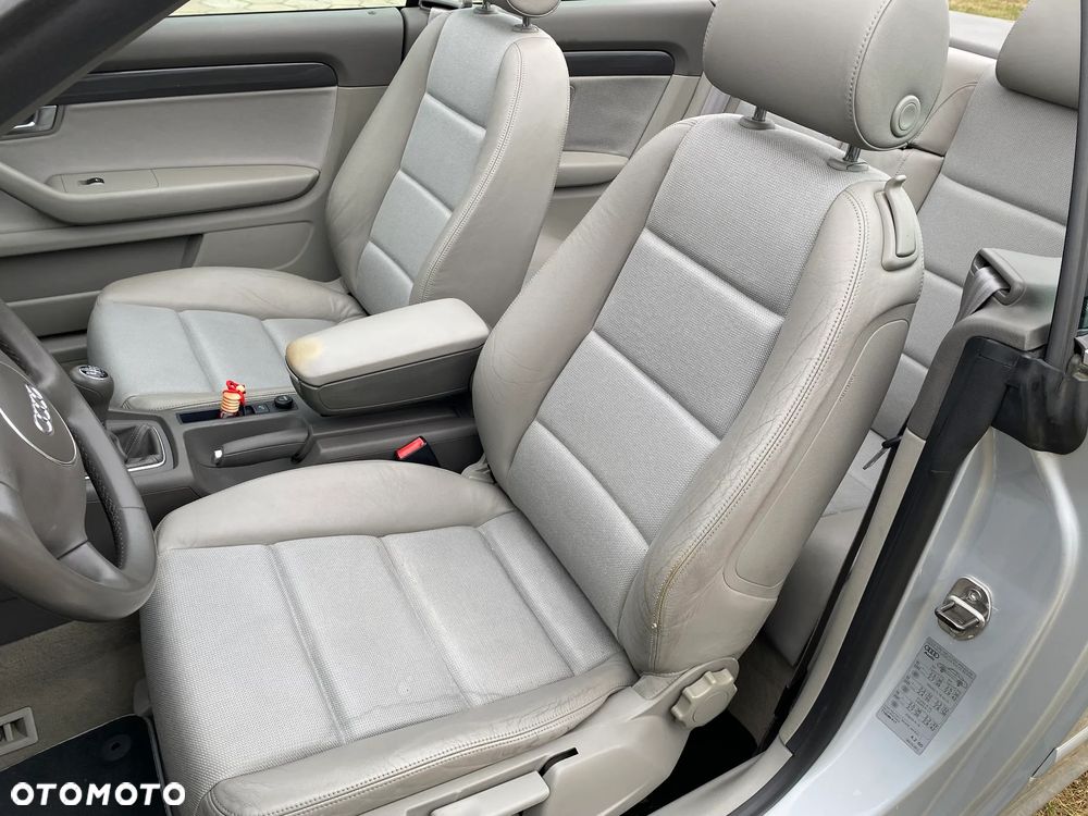 Audi A4 Cabrio 1.8 T quattro - 19
