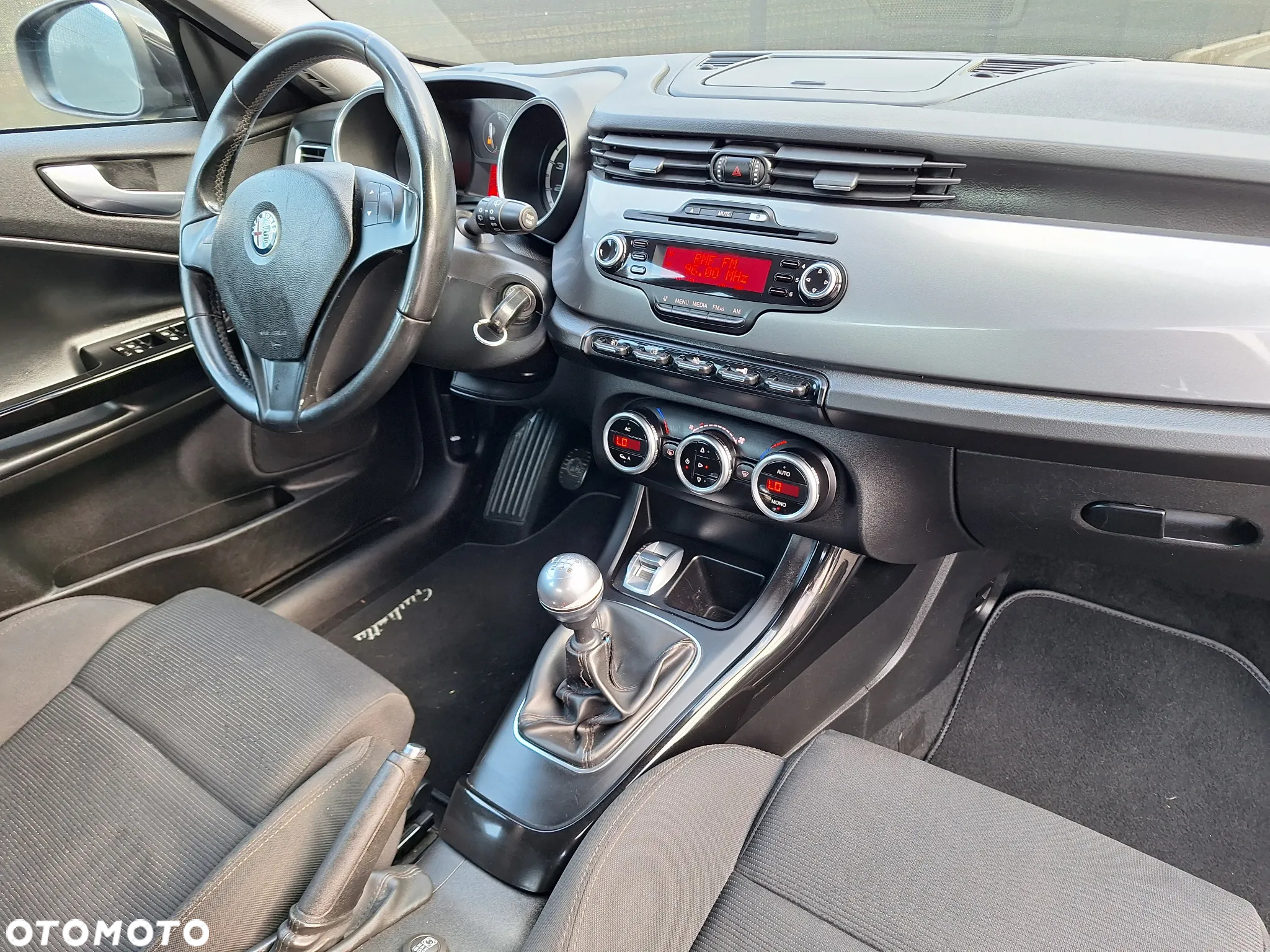 Alfa Romeo Giulietta 1.4 TB 16V Turismo - 9