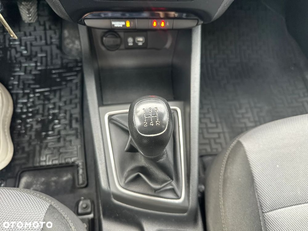 Hyundai i20 1.2 Classic Plus - 17