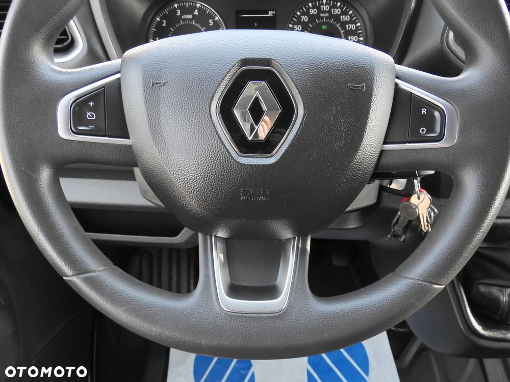 Renault MASTER  PLANDEKA 10 PALET WEBASTO TEMPOMAT LEDY PNEUMATYKA KLIMATYZACJA  165KM - 30