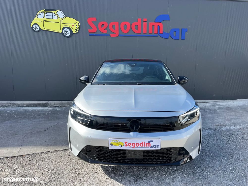 Opel Corsa 1.2 T GS - 2