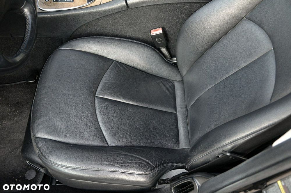 Mercedes-Benz Klasa E - 24