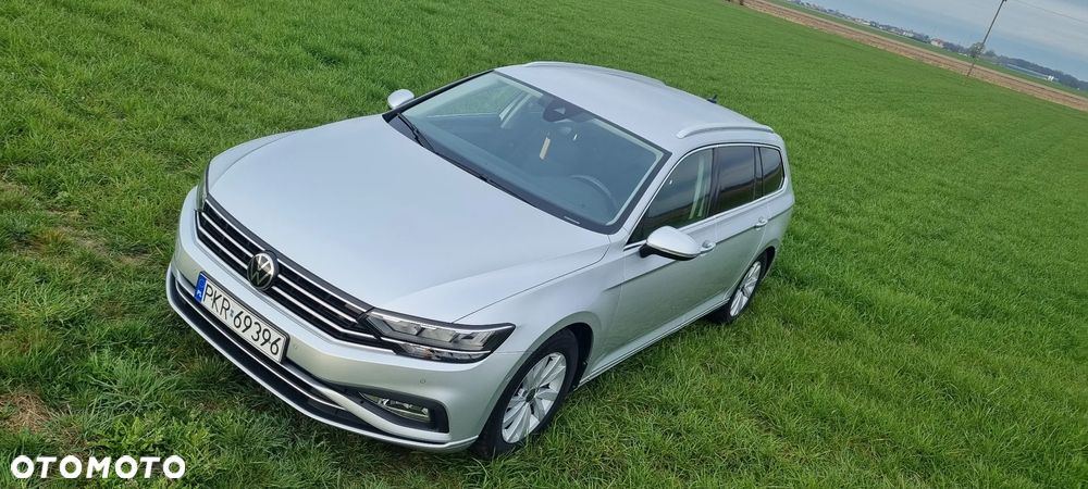 Volkswagen Passat - 8