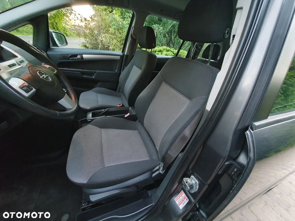 Opel Zafira 1.6 Edition - 10