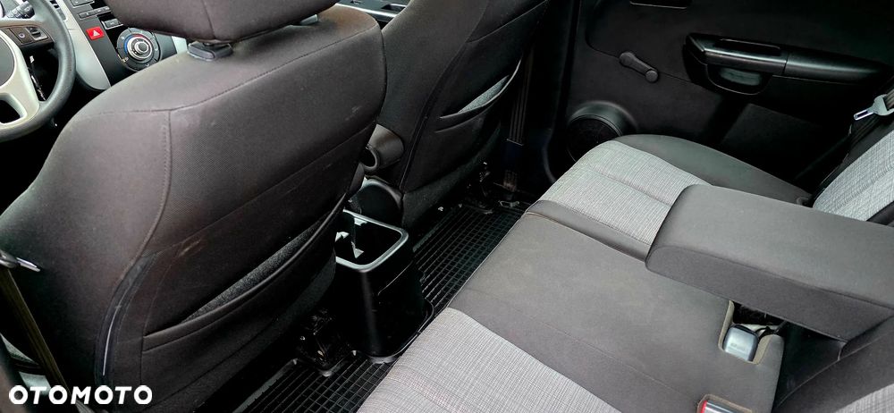 Kia Venga 1.4 M - 34